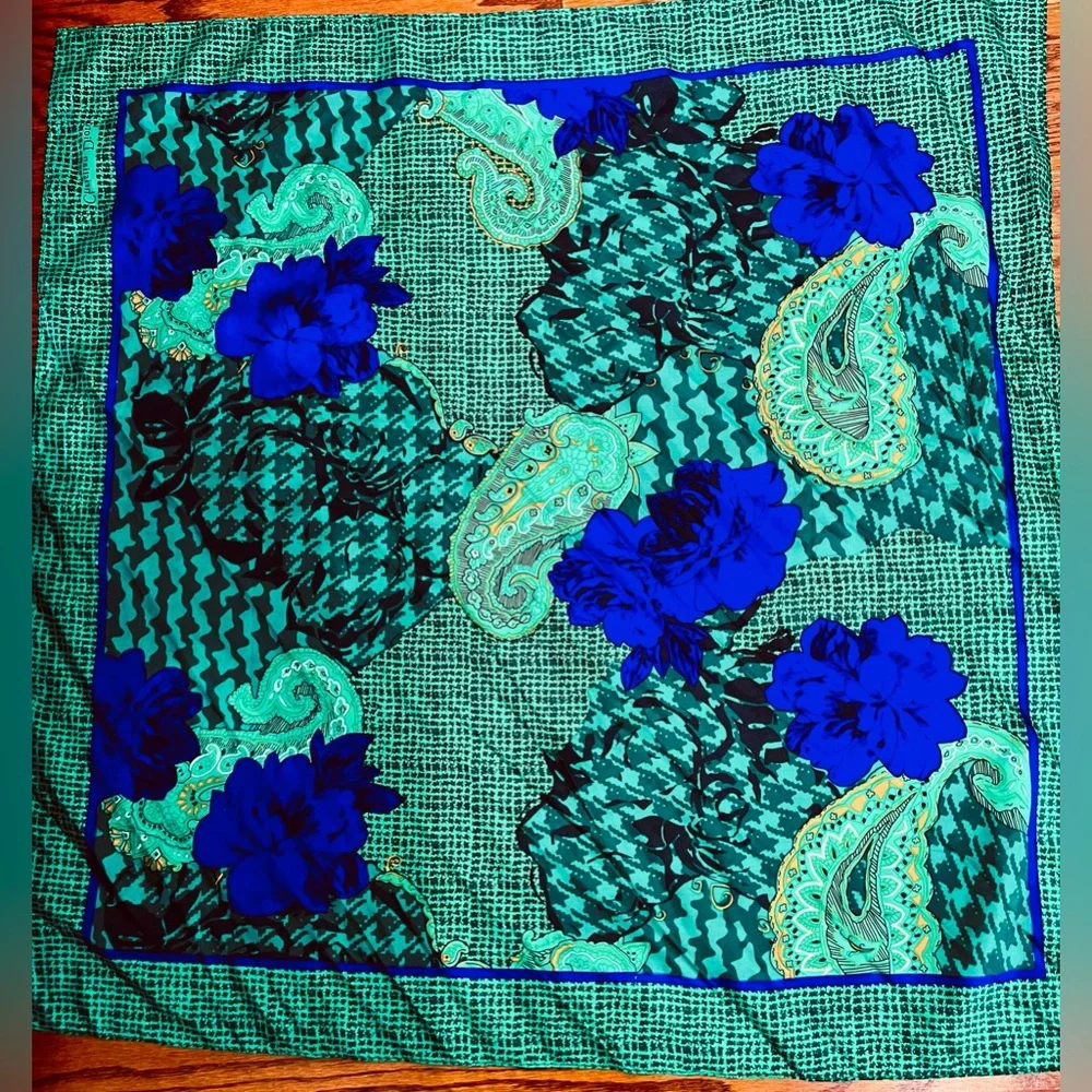 Christian Dior Autumn Green Hues Violet Floral Paisley Silk Scarf EUC